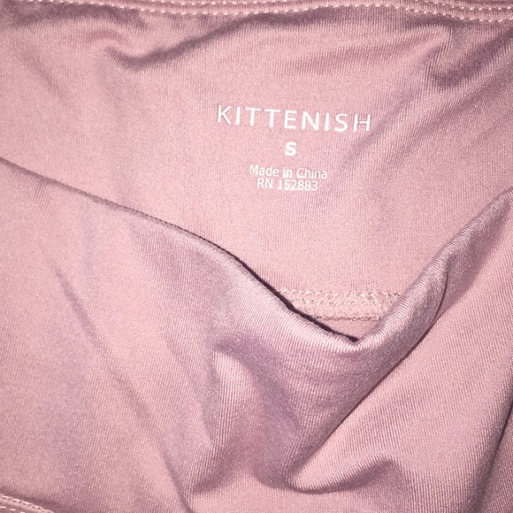 Kittenish pinky leggings. - Picture 2 of 2